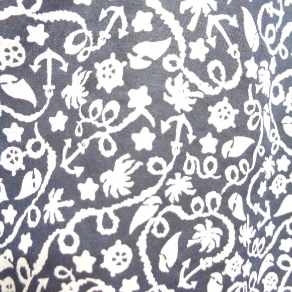 Columbia Sportswear Blue & white floral sleeveless fishing shirt in size Medium - Picture 5 of 8